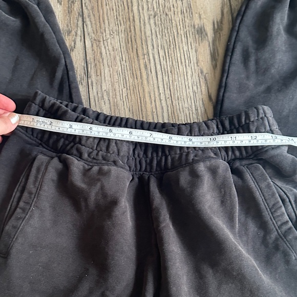 Aerie Charcoal Joggers - Picture 6 of 8